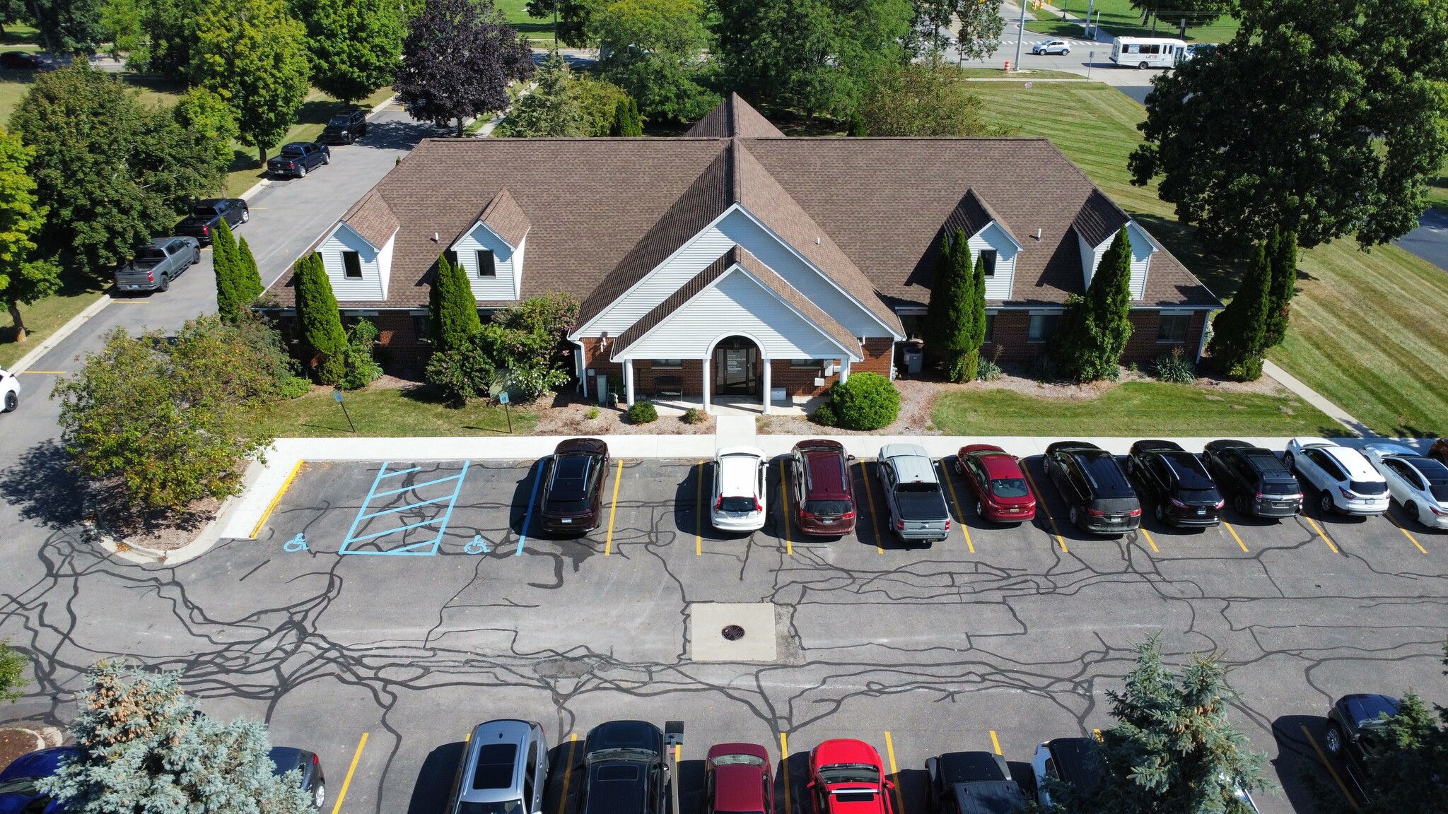 1225 W Grand River Ave, Howell, MI for Rent