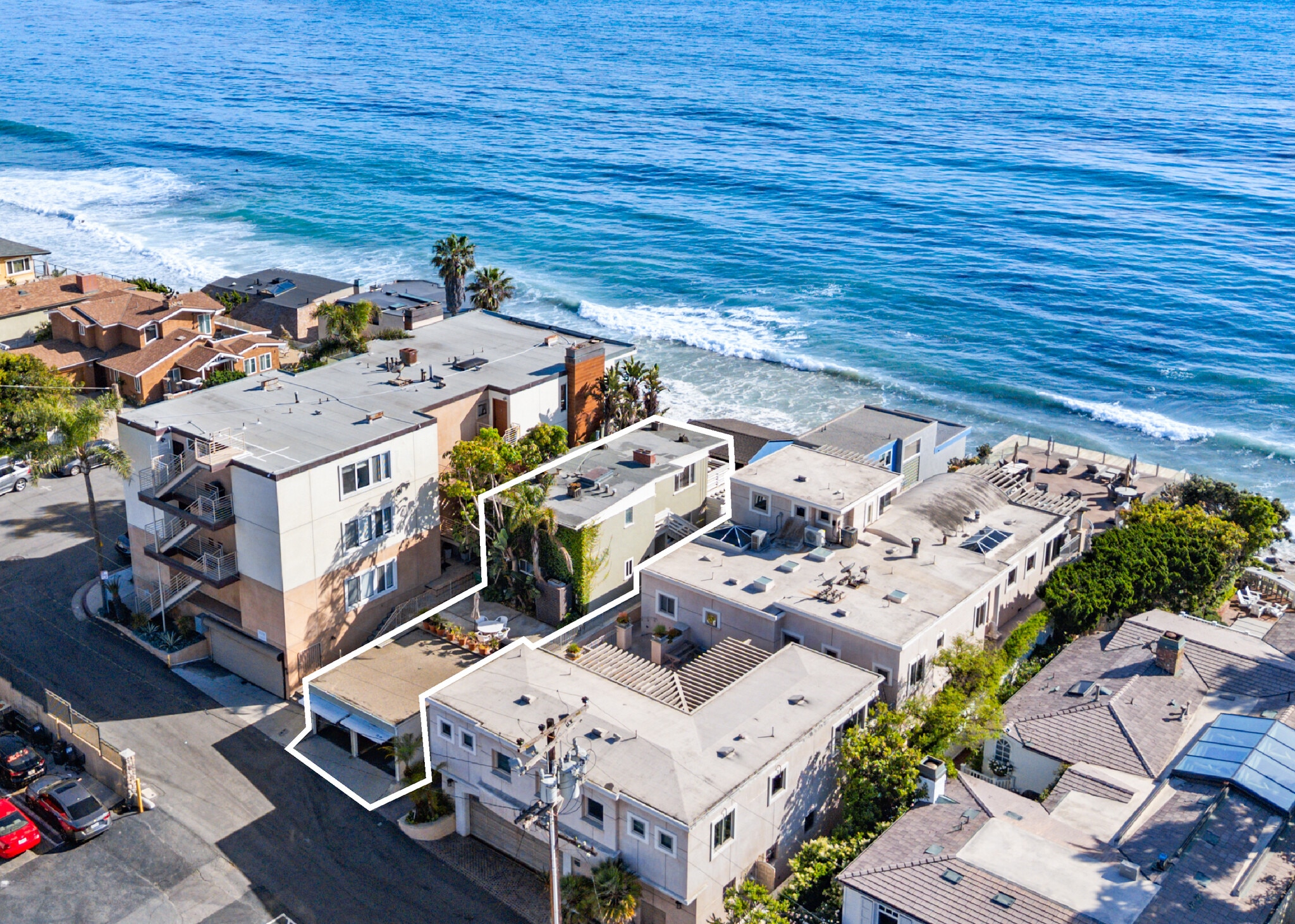 689 Sleepy Hollow Ln, Laguna Beach, CA for Sale