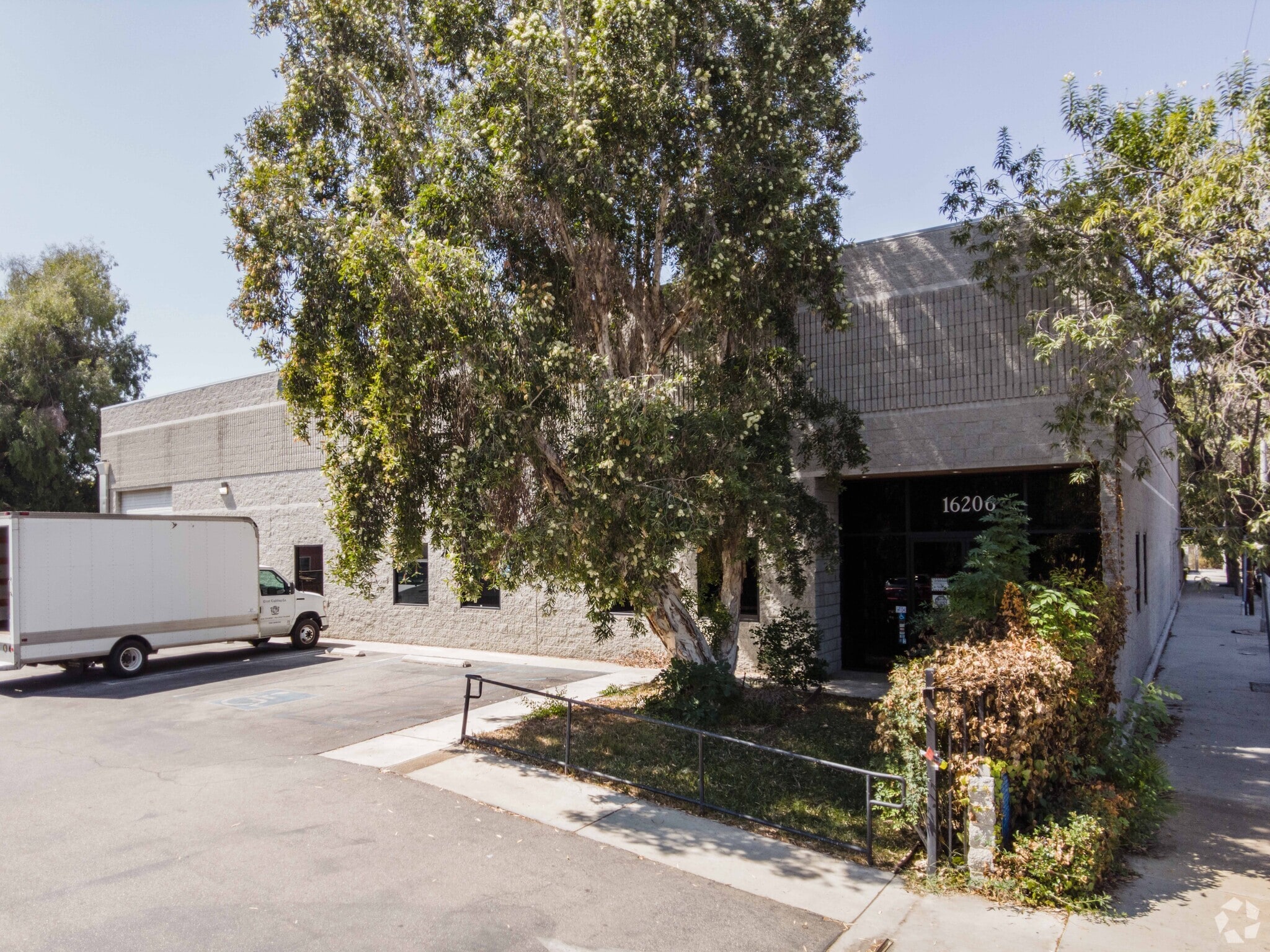 16216 Kittridge St, Van Nuys, CA for Rent