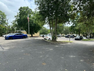 Tallahassee, FL Flex - 4800 Woodlane Cir