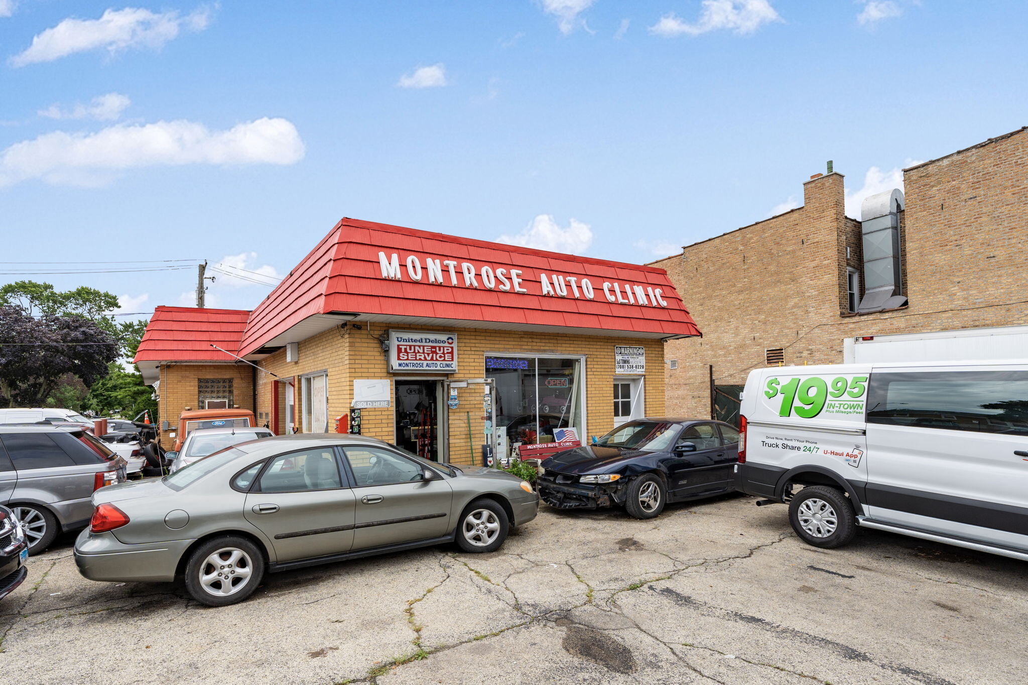 5801 W Montrose Ave, Chicago, IL for Sale