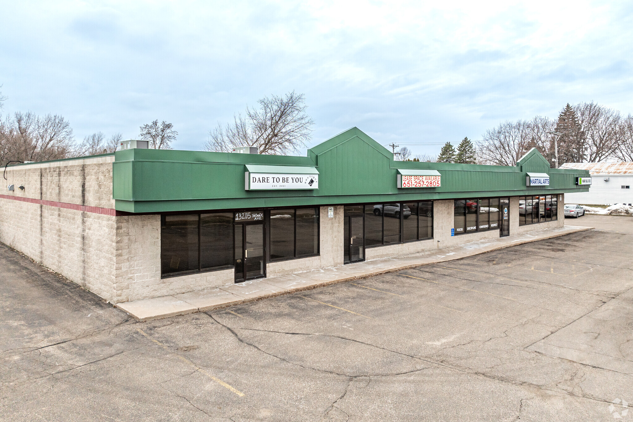 13185-13205 Saint Croix Ave, Lindstrom, MN for Rent