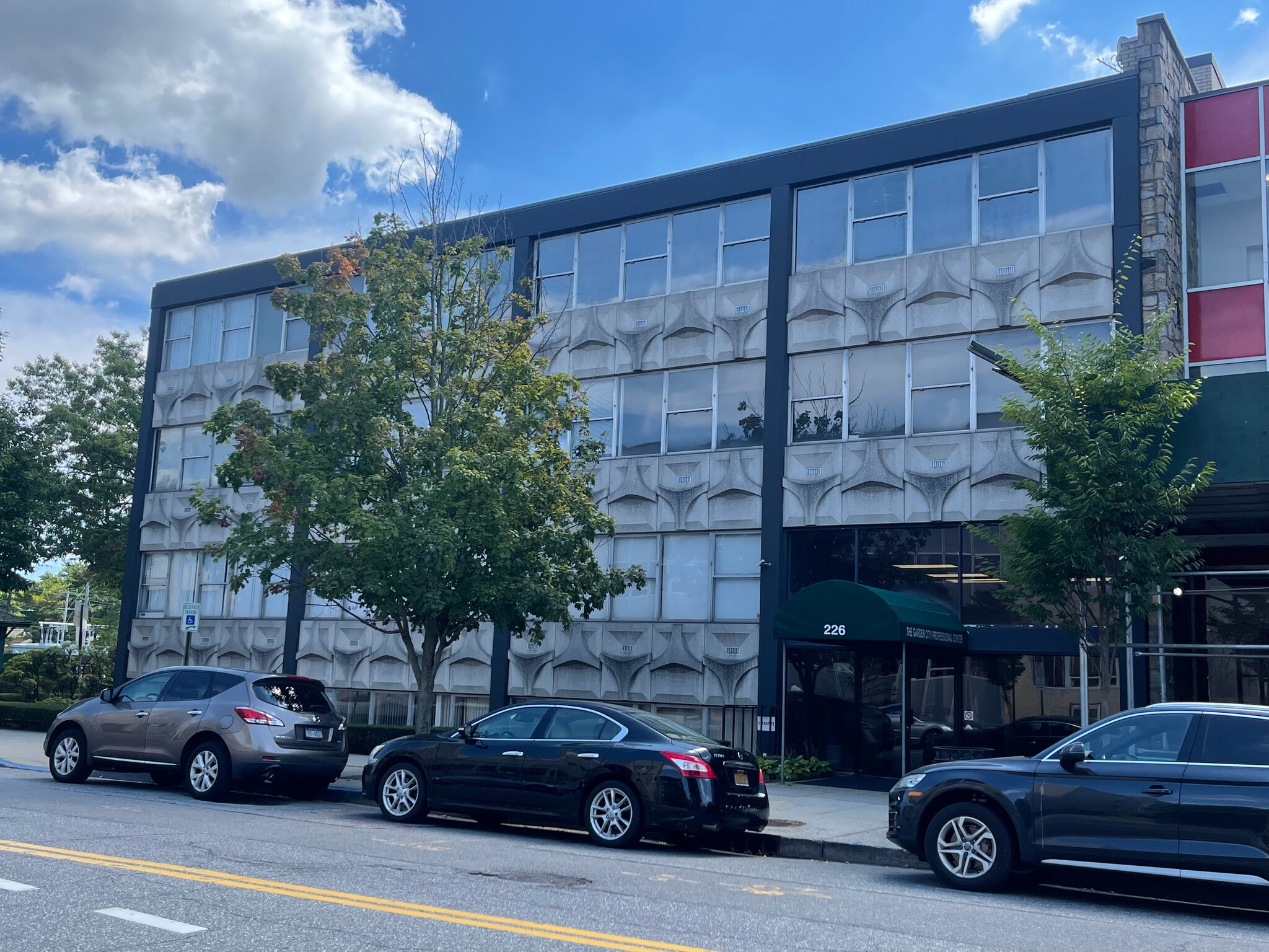226 Seventh St, Garden City, NY for Rent