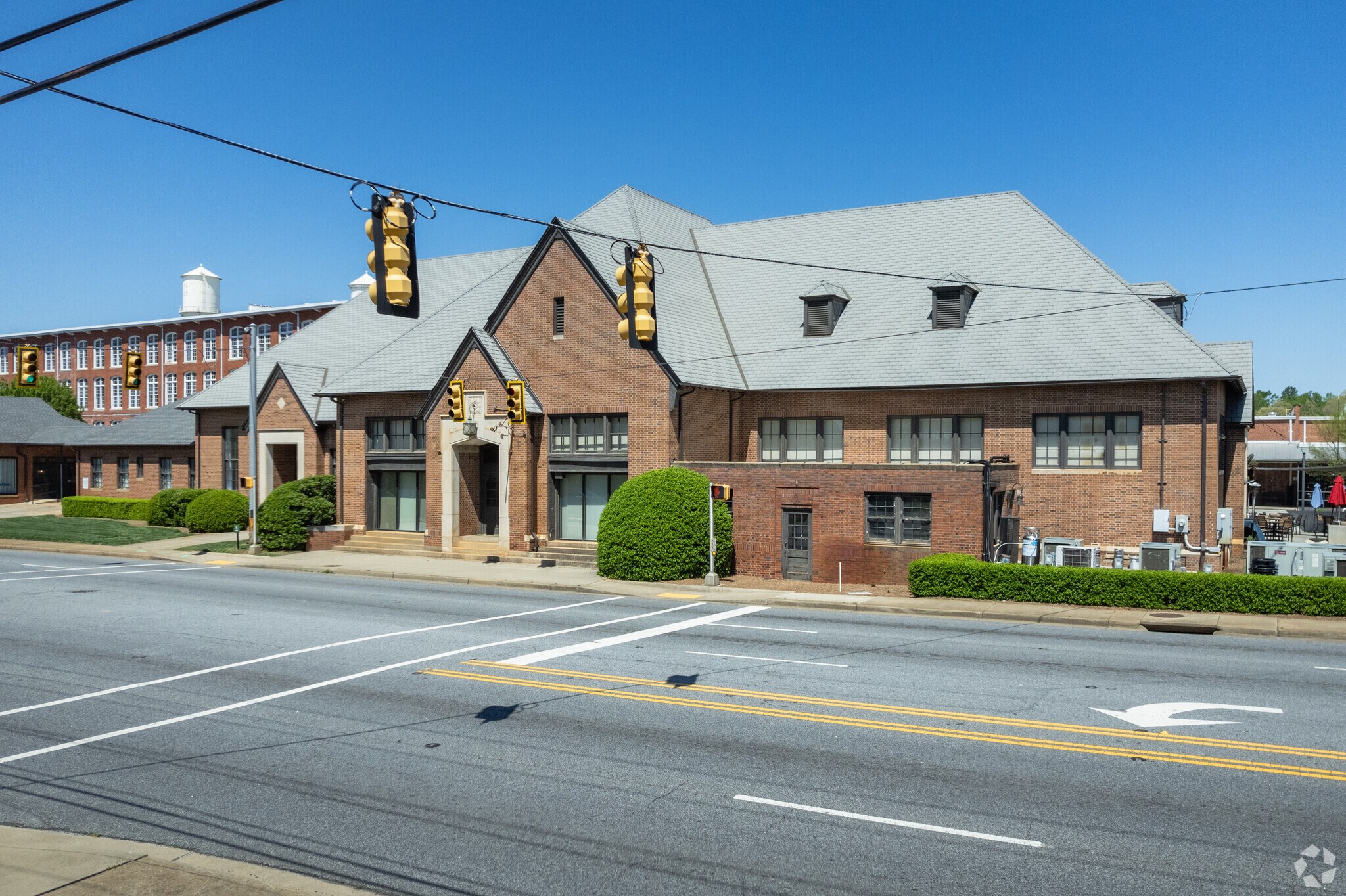 1800 Drayton Rd, Spartanburg, SC for Rent