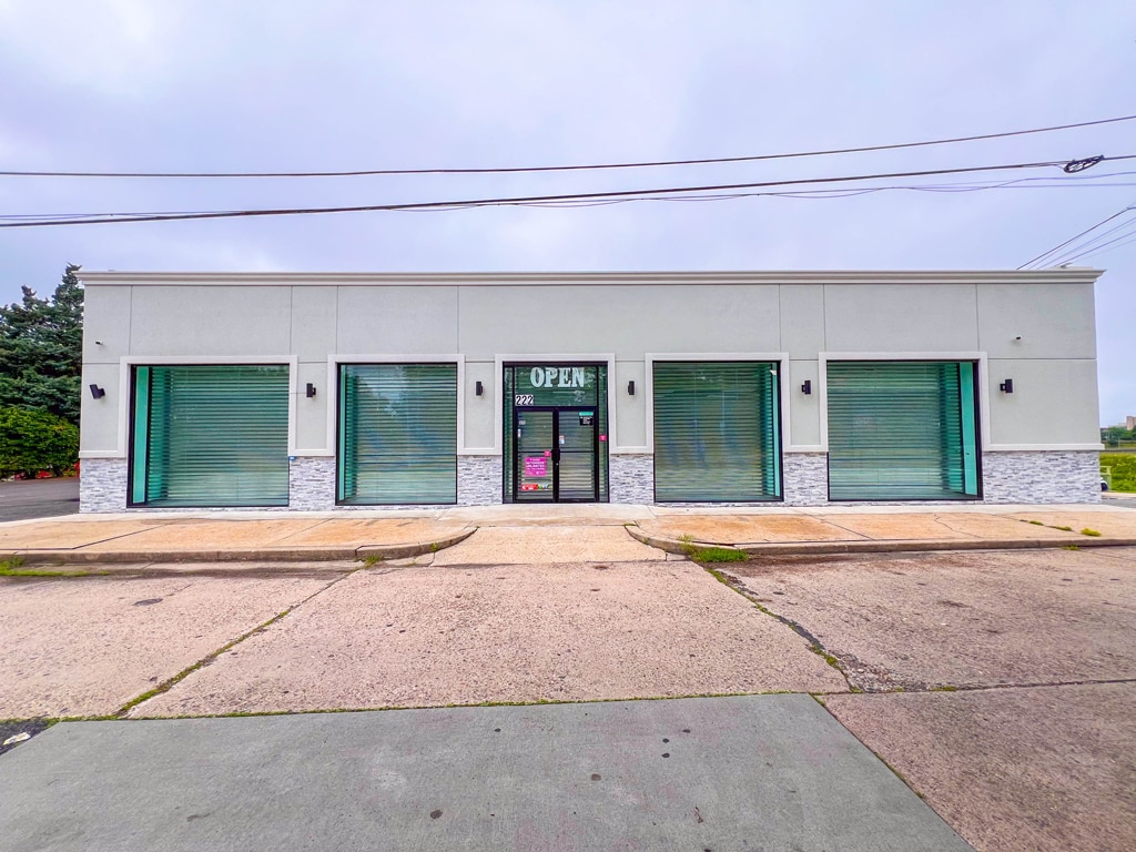 222 E Bridge St, Morrisville, PA for Sale