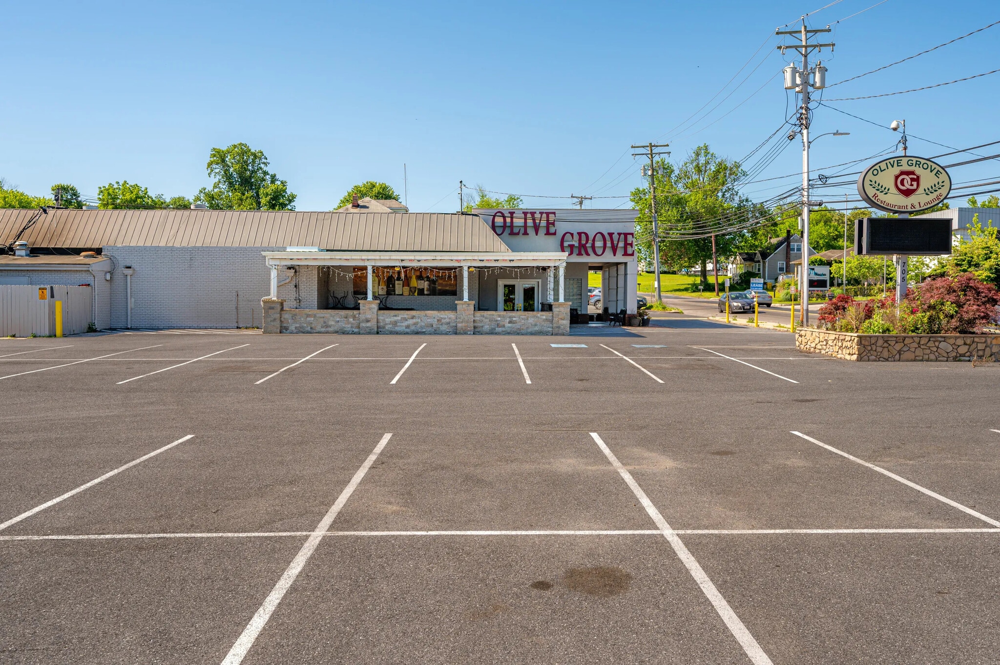 705 N Hammonds Ferry Rd, Linthicum Heights, MD for Rent