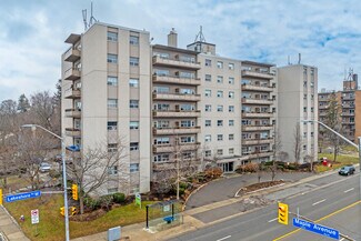 Mississauga, ON Office - 345 Lakeshore Rd W