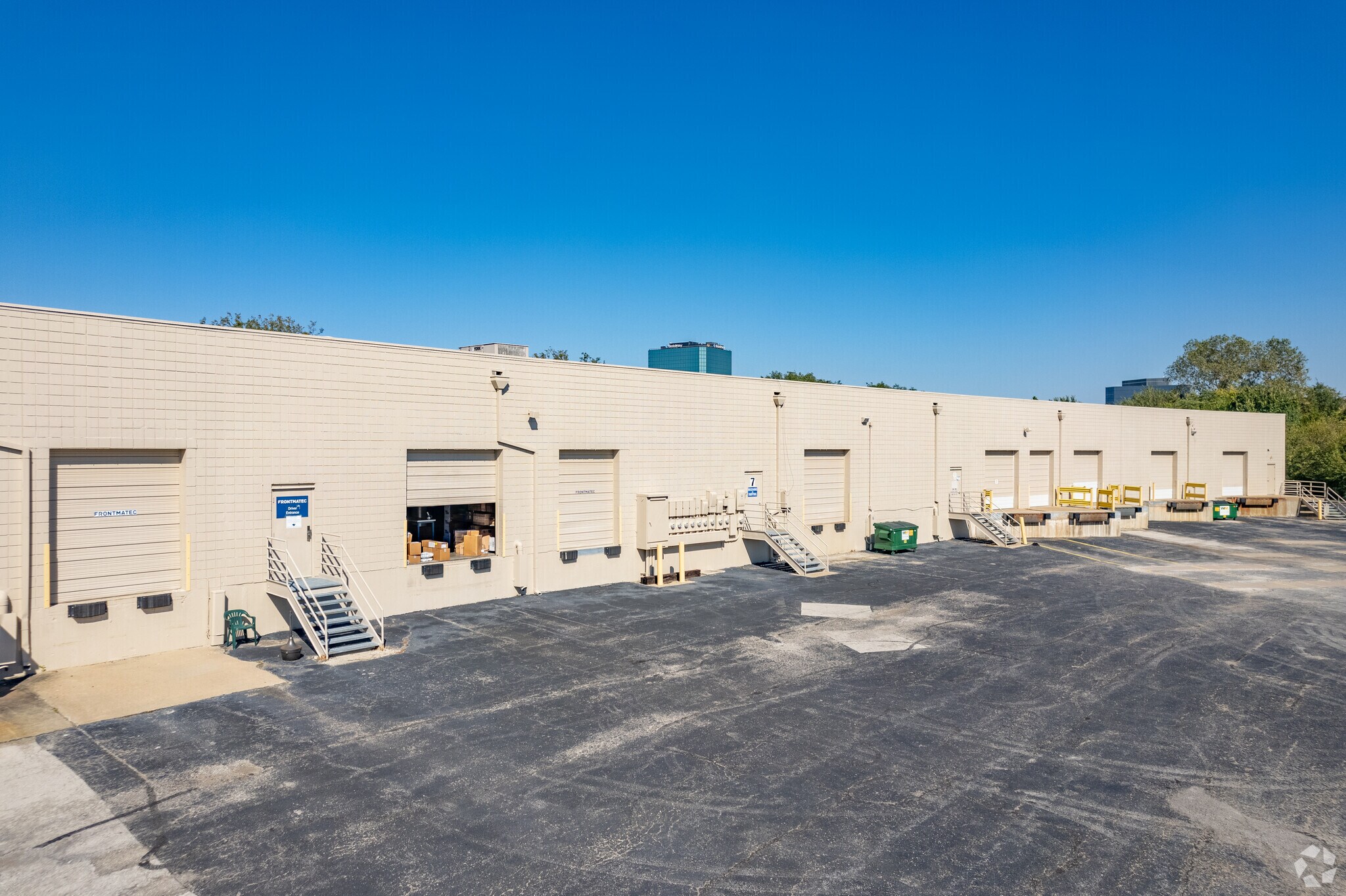 7810-7900 NW 100th St, Kansas City, MO for Rent