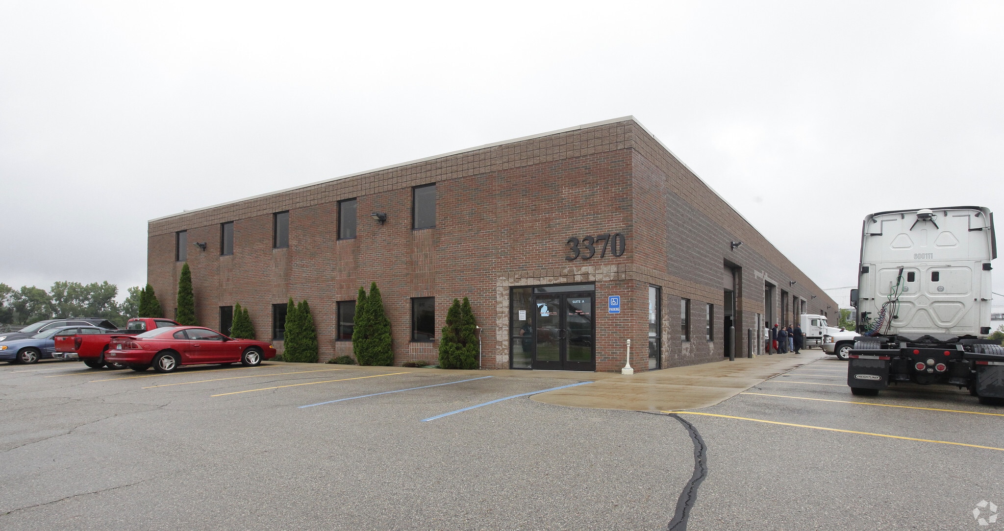 3370 Busch Dr SW, Grandville, MI for Sale