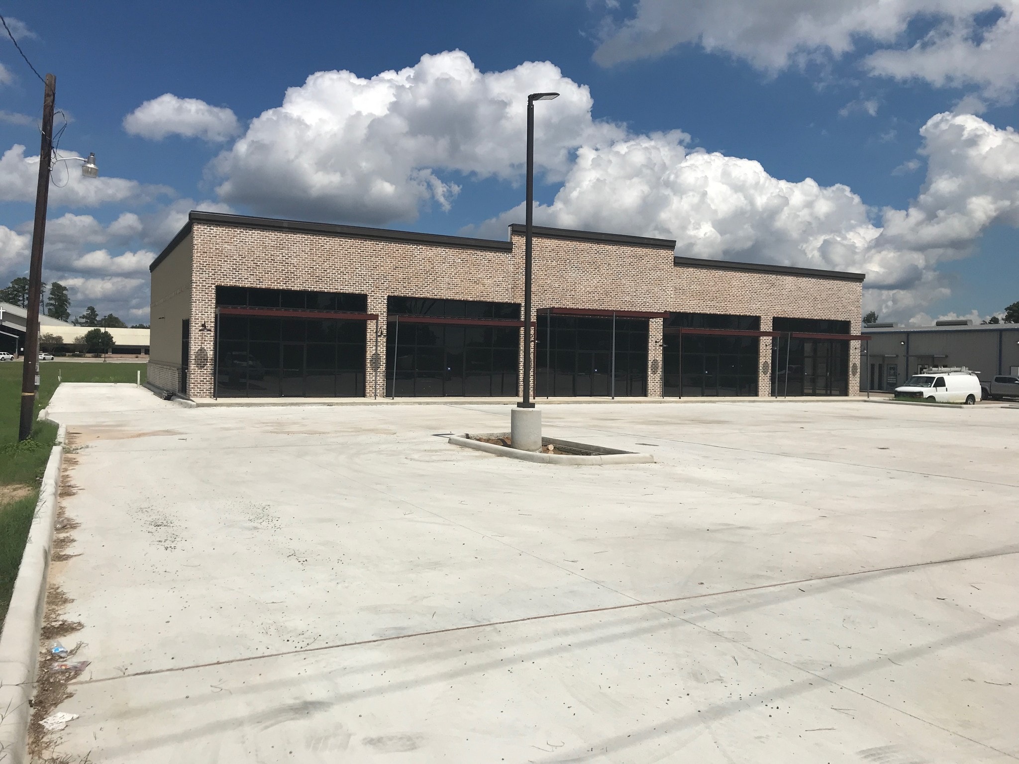 1395 Northpark Dr, Kingwood, TX for Rent