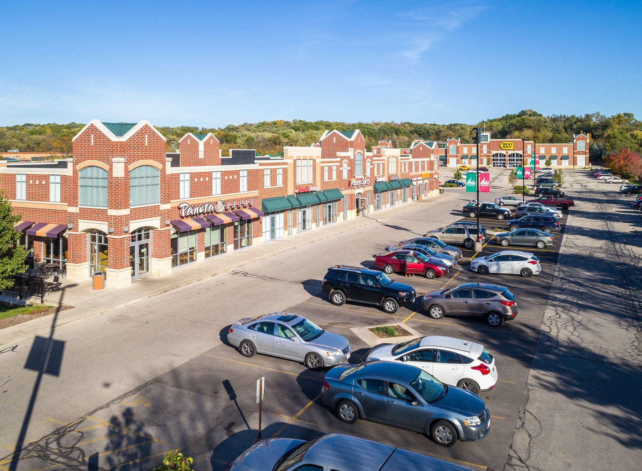 , Delafield, WI for Sale