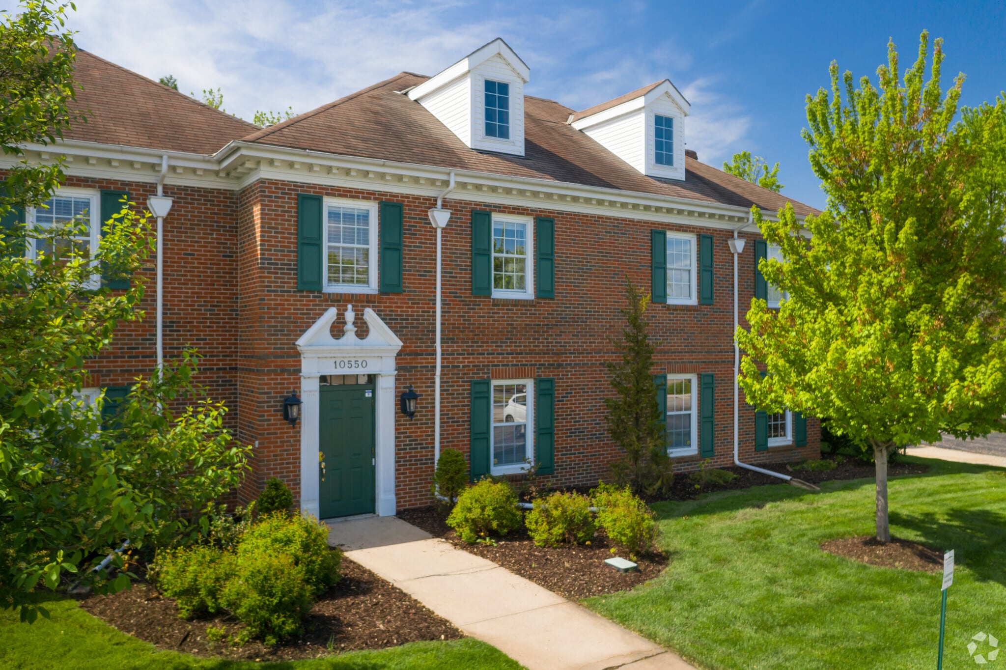 10550 Marty St, Overland Park, KS for Rent