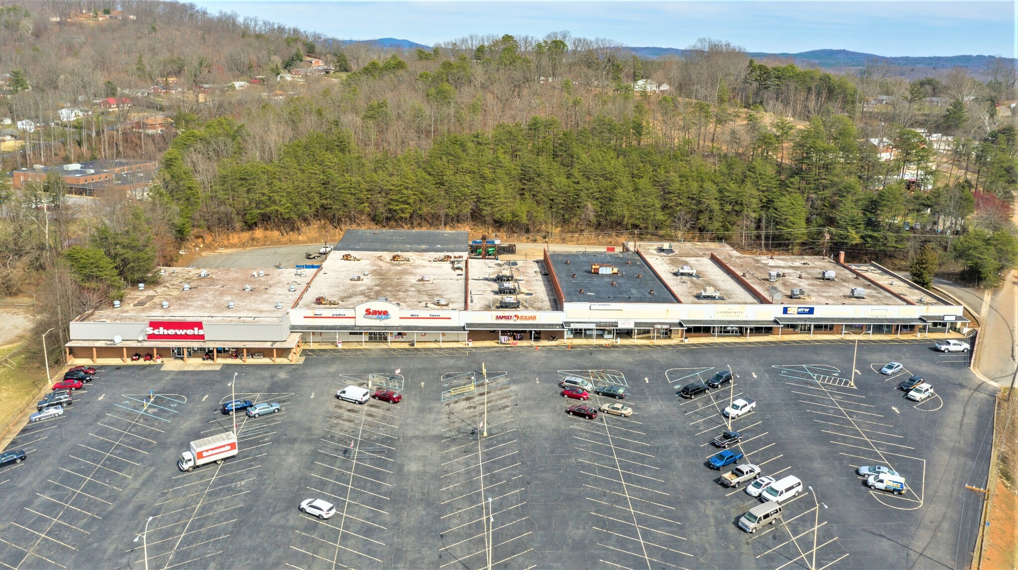 2706 Virginia Ave Collinsville, VA 24078 Retail Property for Lease on