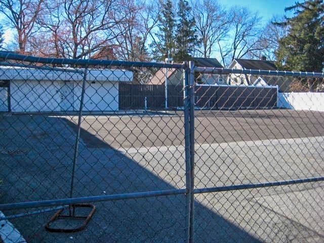 25026 Jericho Tpke, Floral Park, NY for Sale
