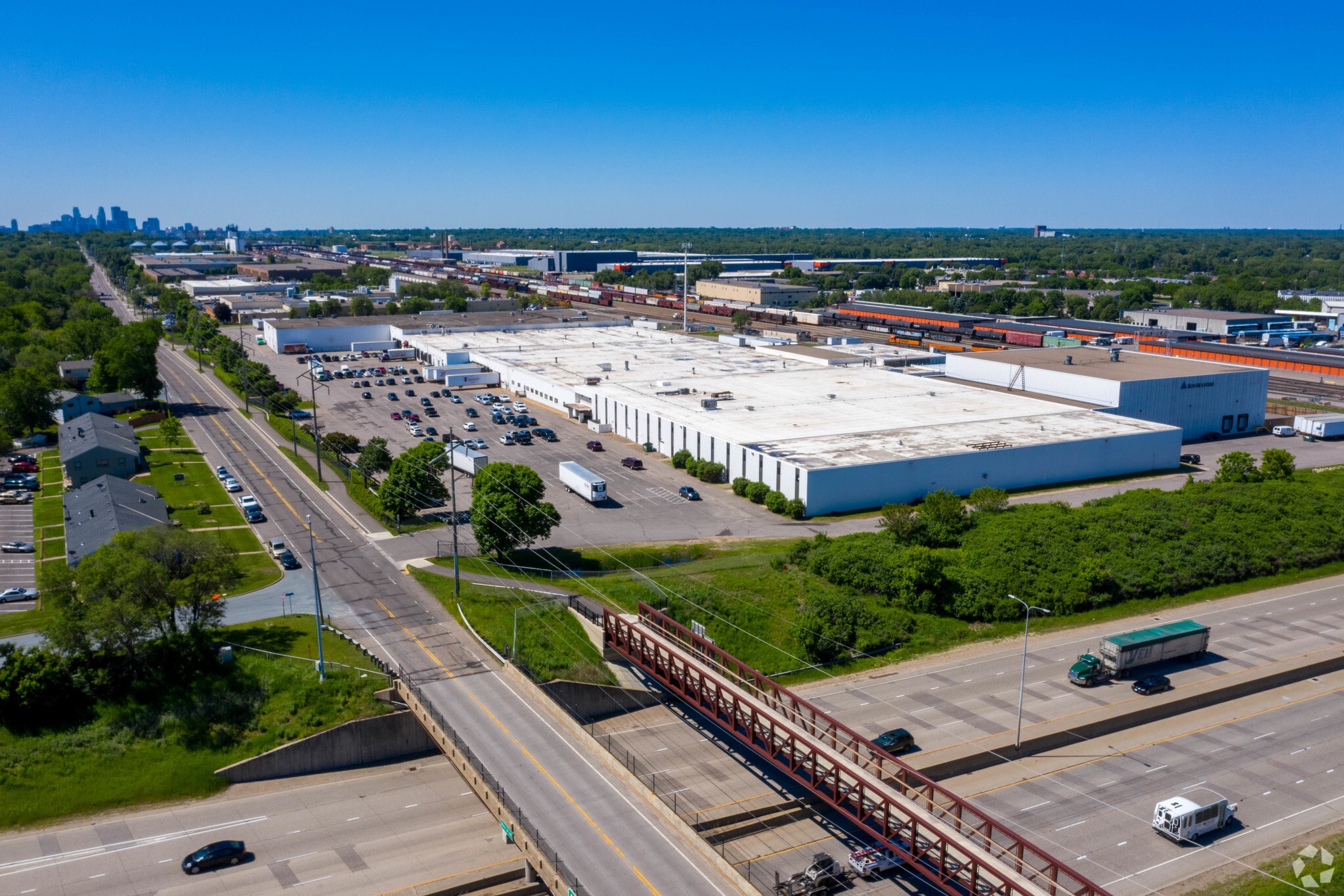 5320-5400 Main St NE, Fridley, MN for Rent