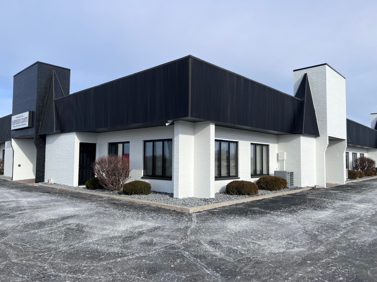 9111 Broadway St, Merrillville, IN for Rent
