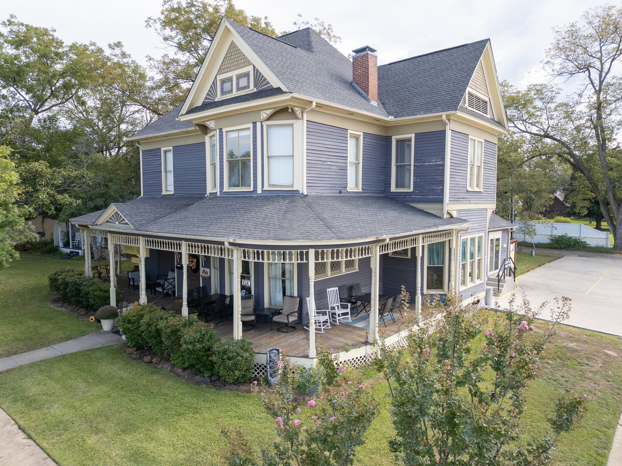 202 N Newsom St, Mineola, TX for Sale