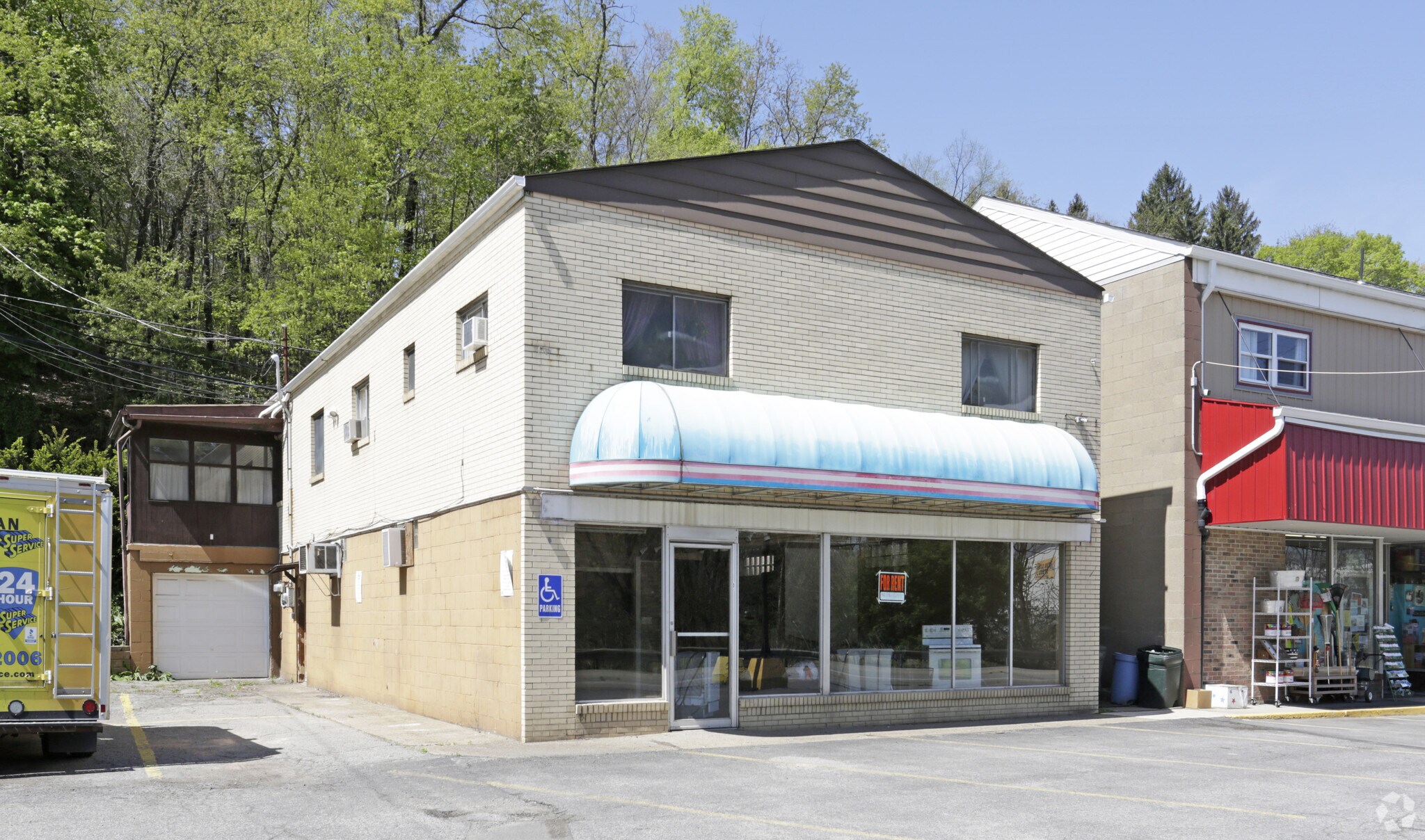 101 Mcgovern Blvd, Crescent, PA for Sale