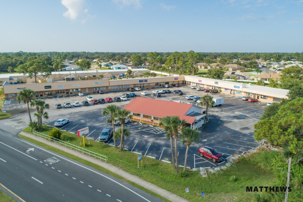 2102 S Ridgewood Ave, Edgewater, FL for Sale