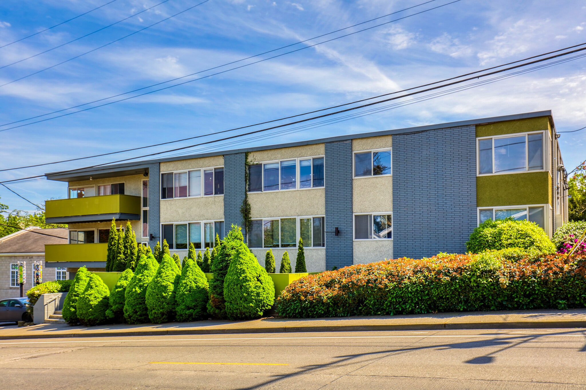 4700 S 35th Ave, Seattle, WA for Sale