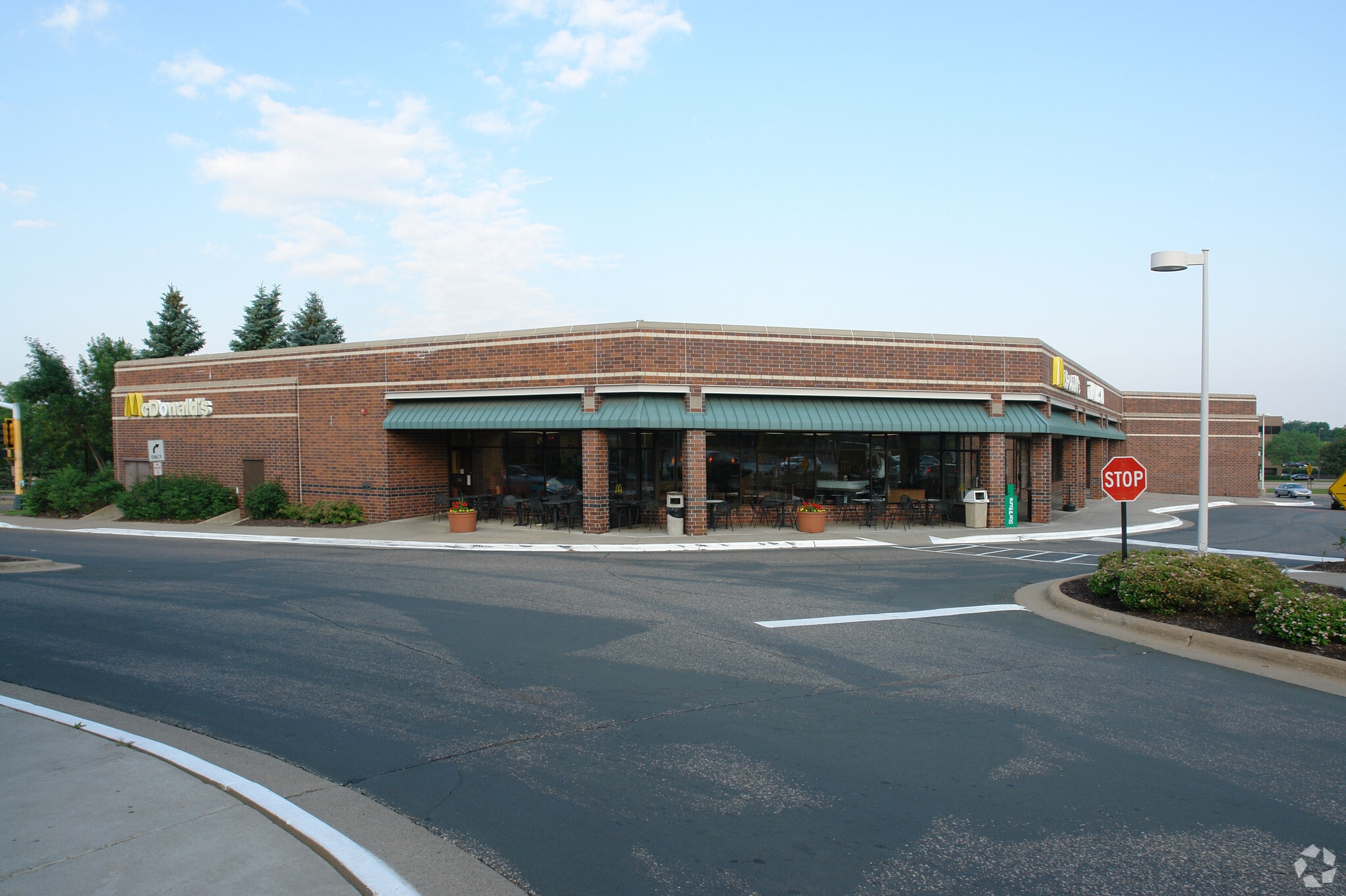 7565-7595 S France Ave, Edina, MN for Rent