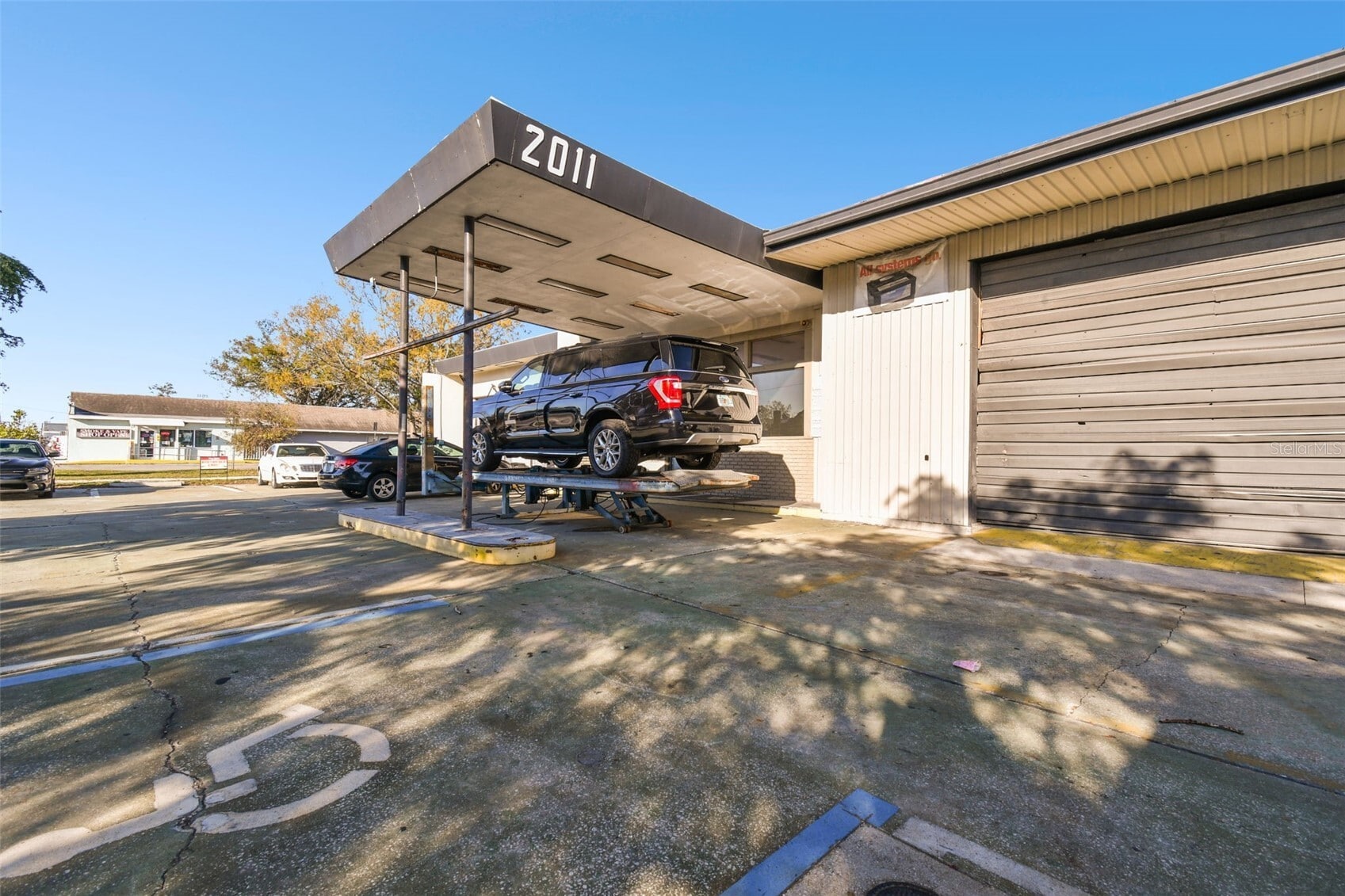 2011 9th St, Bradenton, FL for Sale