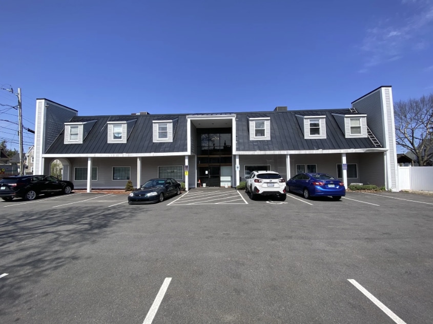 4 Birch St, Derry, NH for Sale