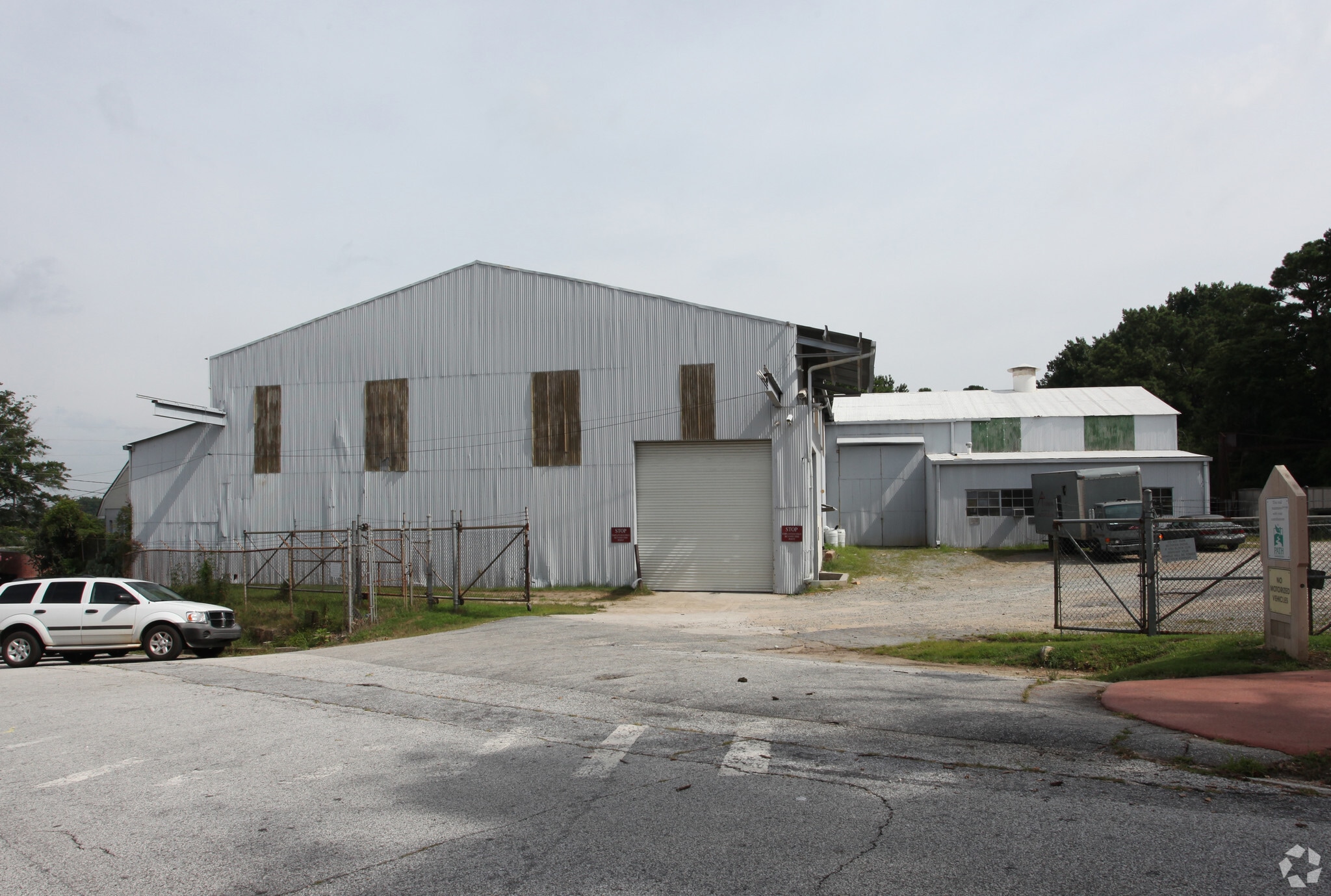 151 Dekalb Industrial Way, Decatur, GA for Rent