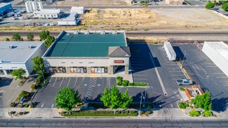 Merced, CA Retail - 100 W 16th St