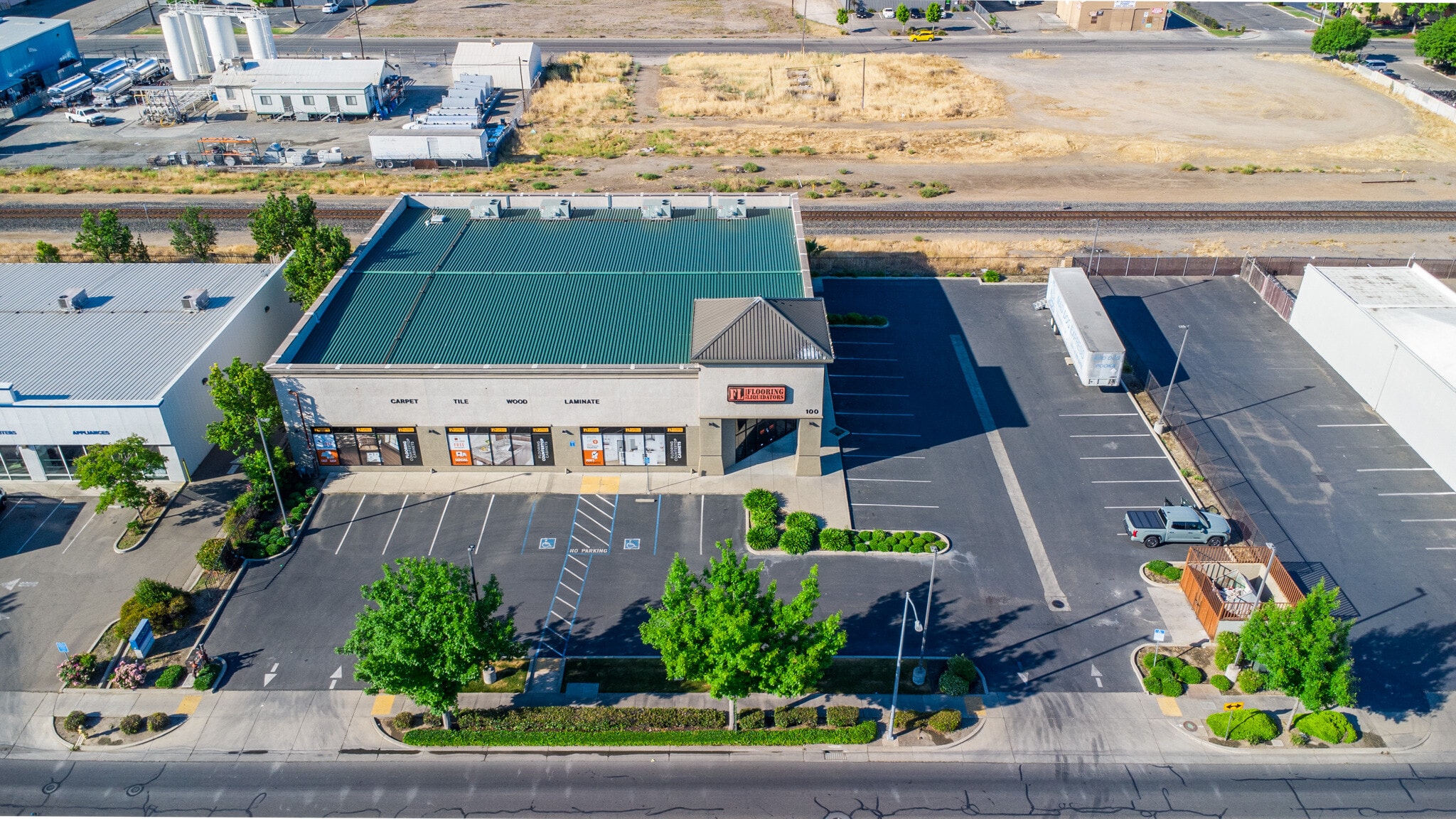 100 W 16th St, Merced, CA for Sale