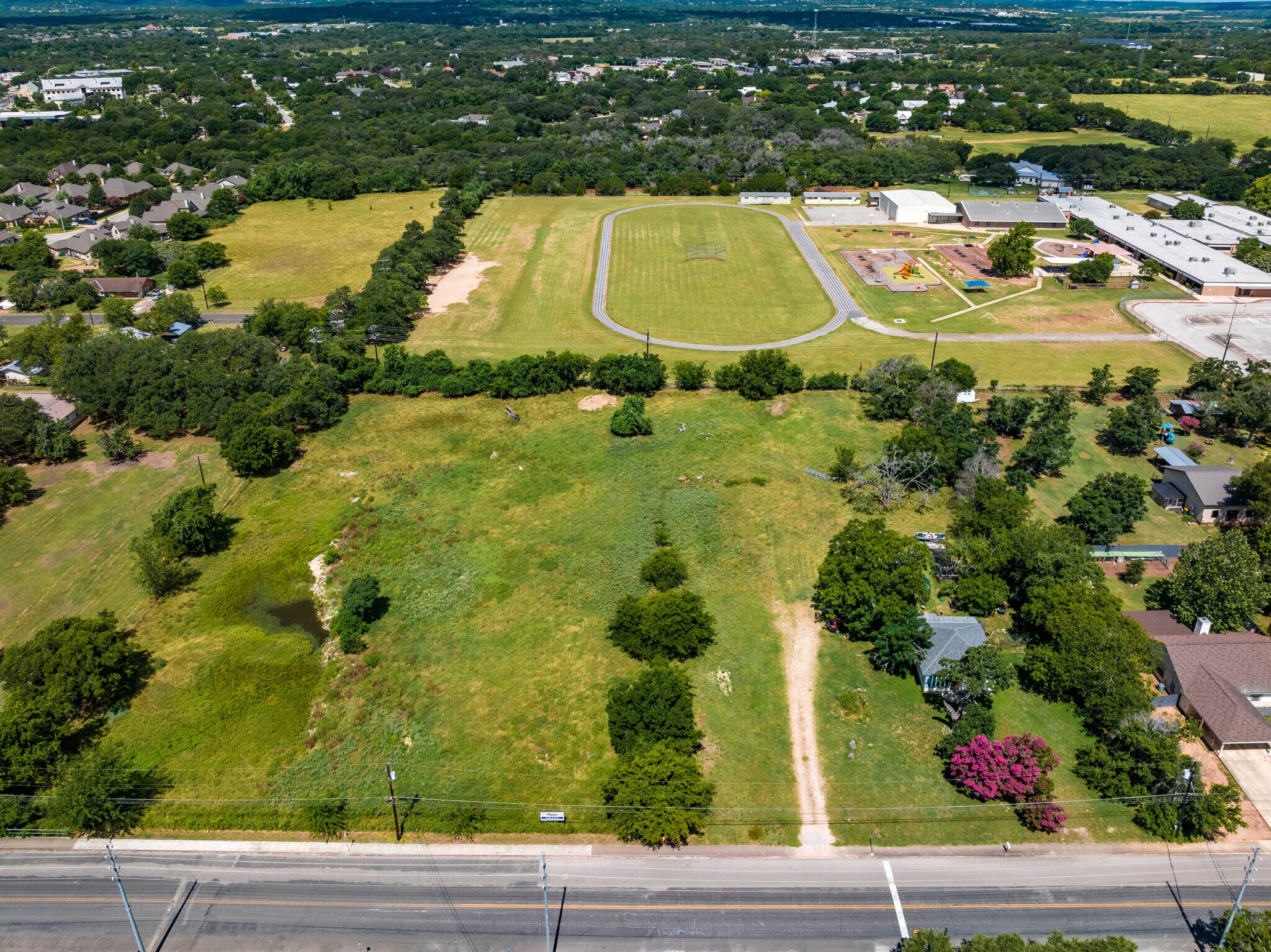 322 N Plant Ave, Boerne, TX for Sale