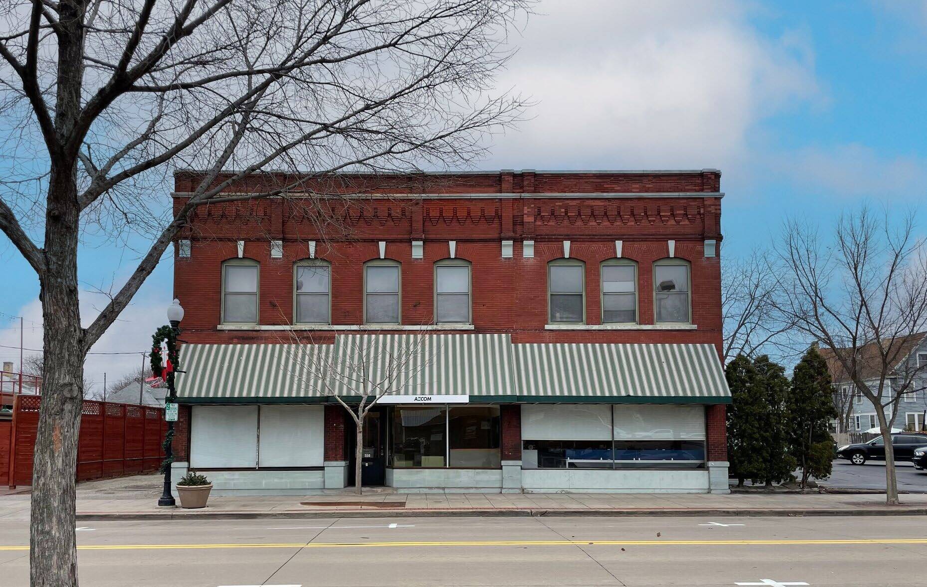 558 N Main St, Oshkosh, WI for Rent