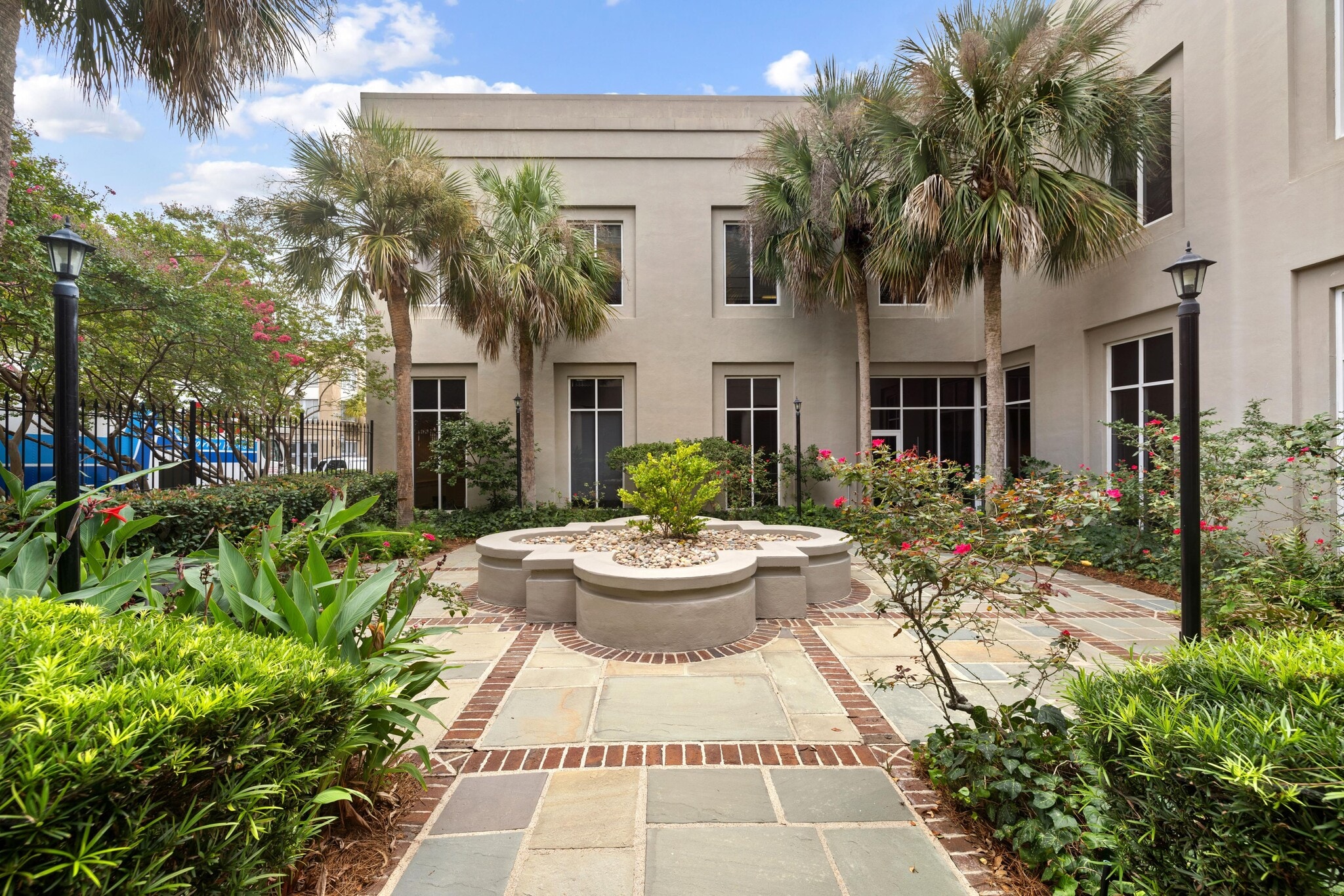 16 Broad St, Charleston, SC for Rent