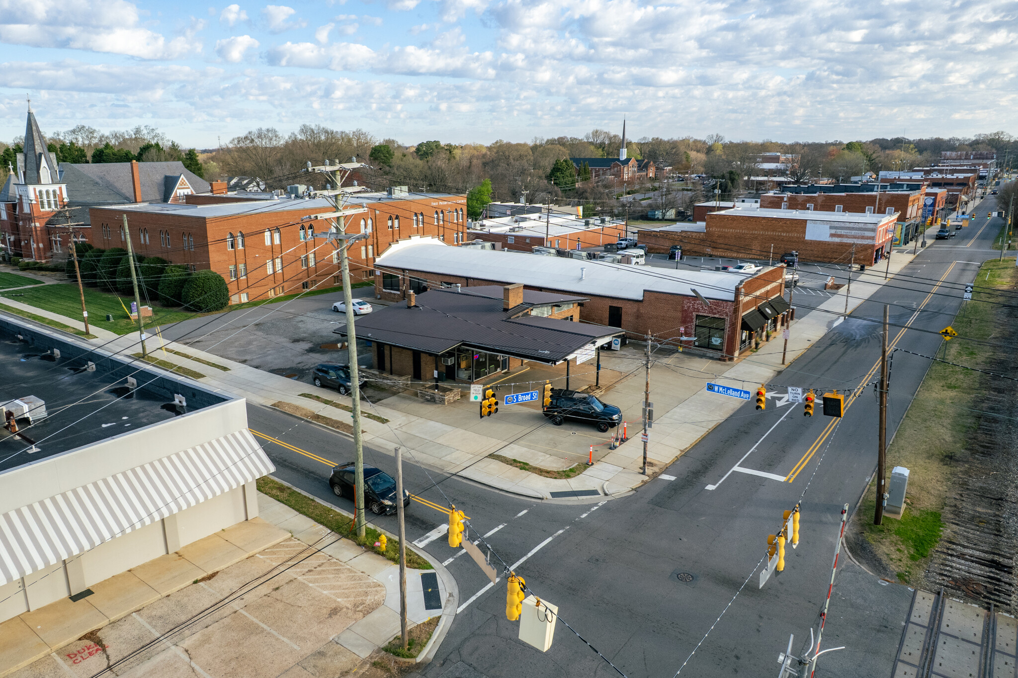 151 S Broad St, Mooresville, NC for Rent