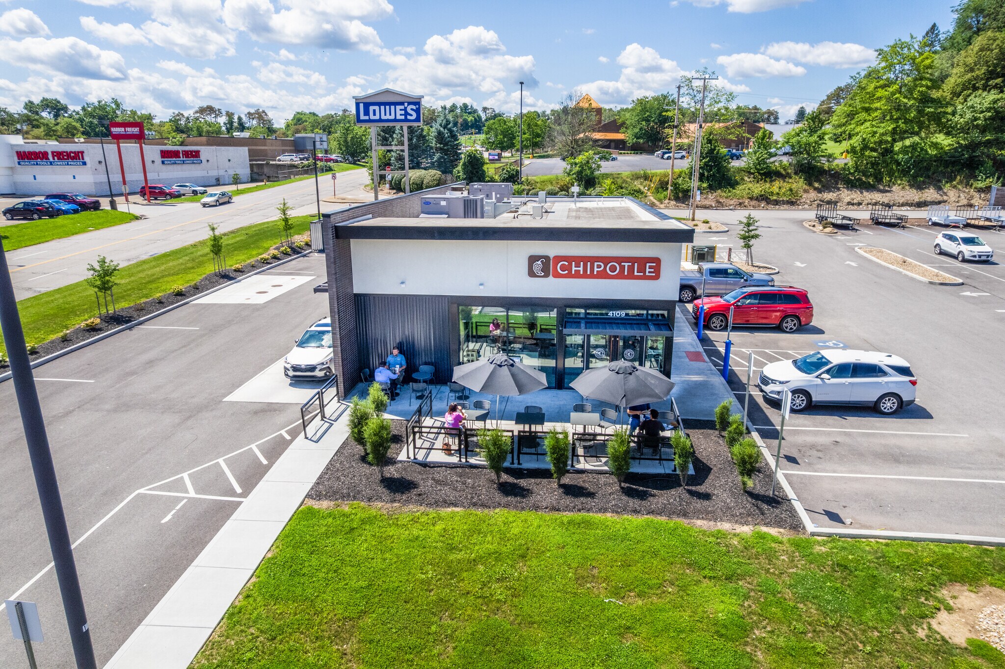 4109 Mall Dr, Steubenville, OH for Sale