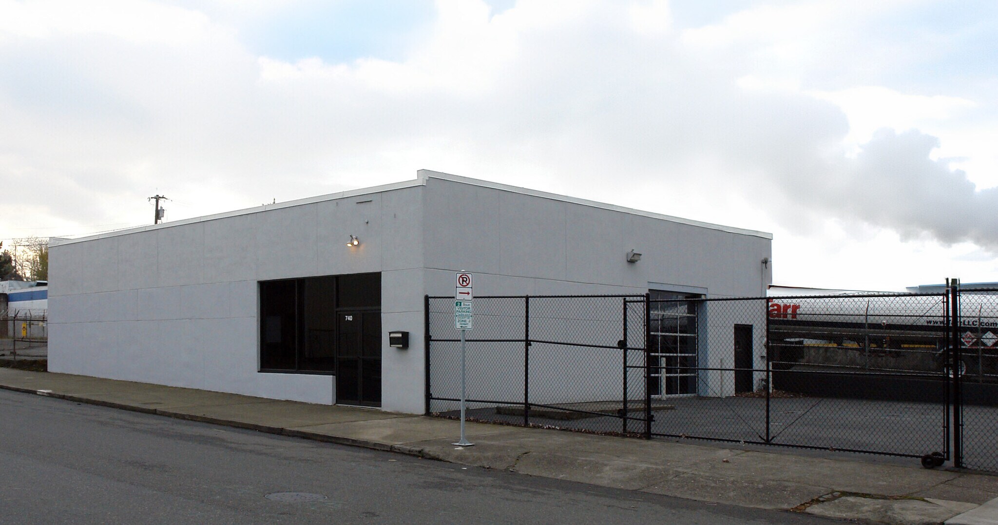 740 N Russell St, Portland, OR for Sale
