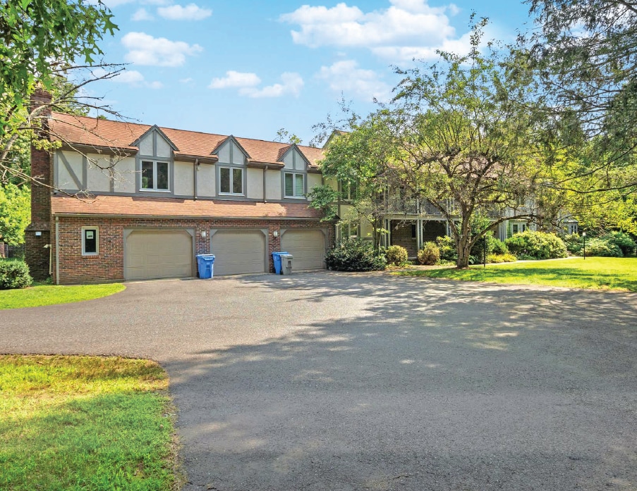 263 South St, Holliston, MA for Sale