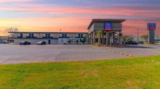 Alvin, TX undefined - 110 E Highway 6