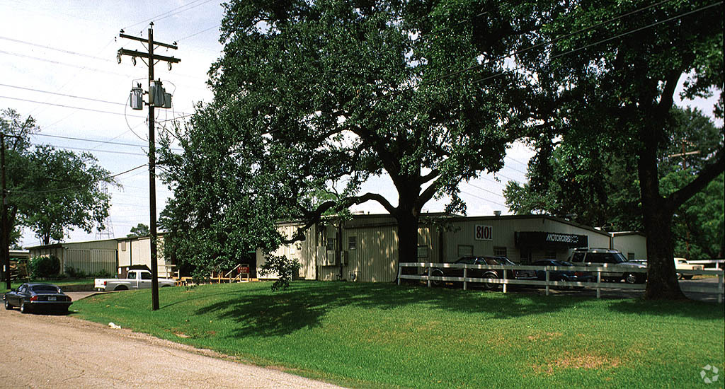 8101 Hempstead Rd, Houston, TX for Sale