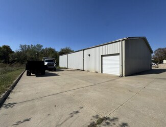 Bonner Springs, KS Industrial - 422 W 2nd St