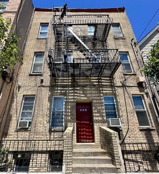 Union City, NJ Apartments - 208 38th St
