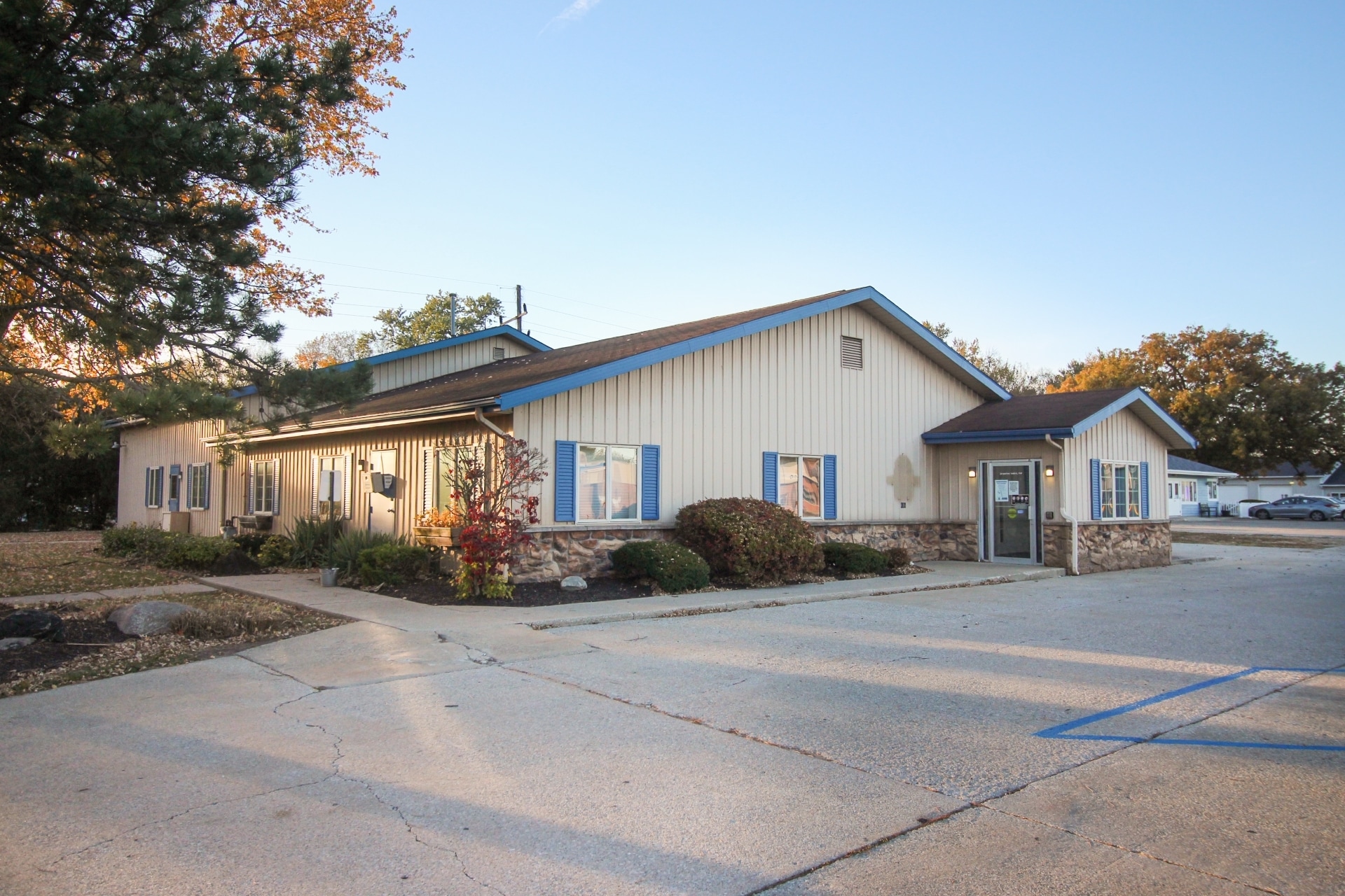 614 N Main St, North Webster, IN for Sale