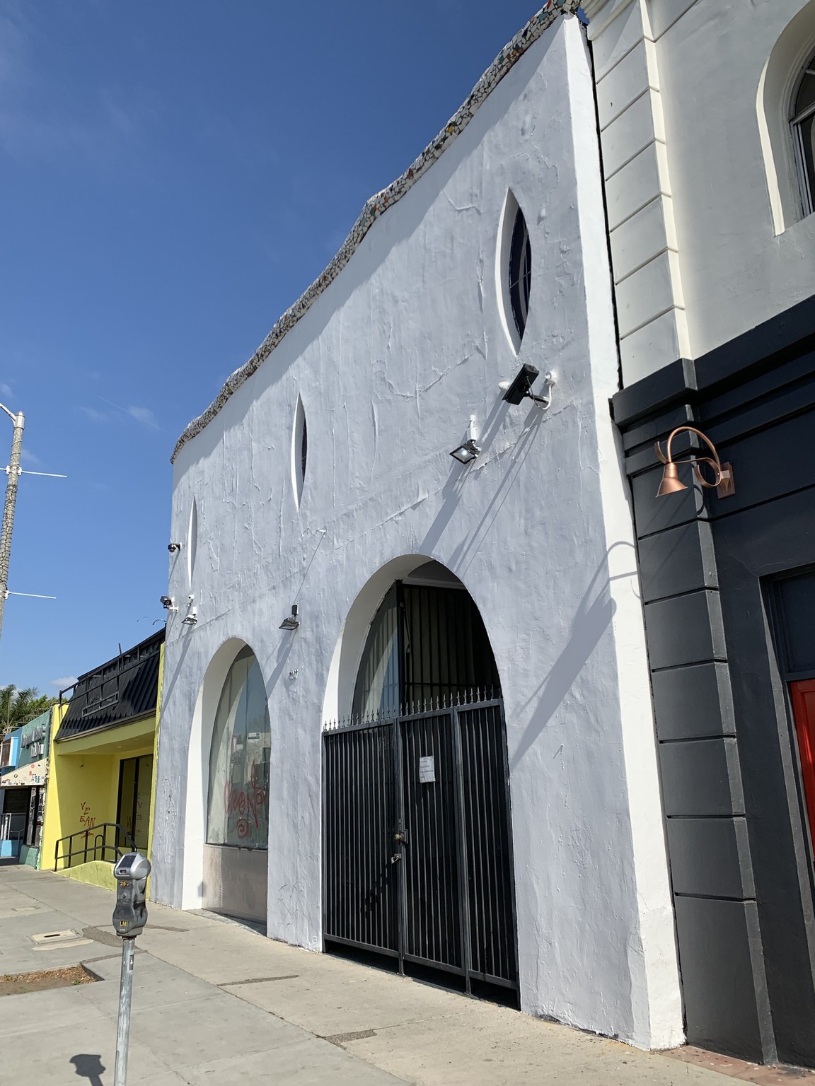 7207 Melrose Ave, Los Angeles, CA for Rent