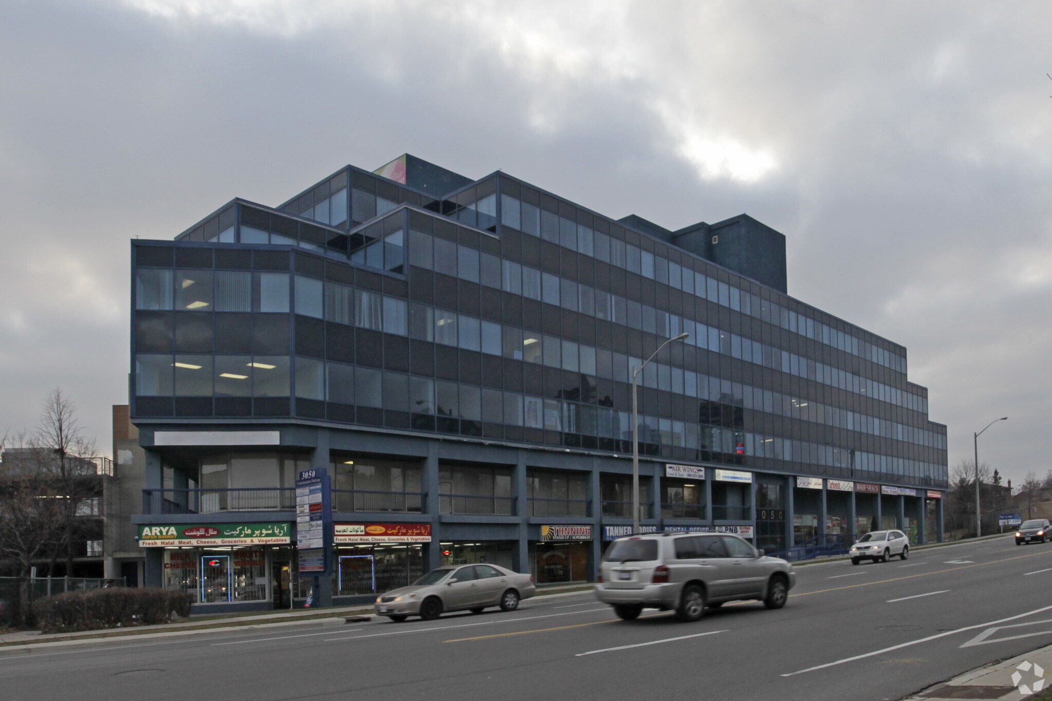 3050 Confederation Pky, Mississauga, ON for Rent