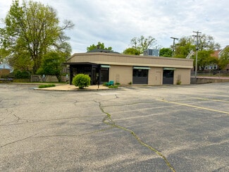 South Bend, IN Freestanding - 602 Lincolnway E