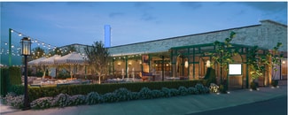 Highland Park, IL Retail - 565 Roger Williams Ave