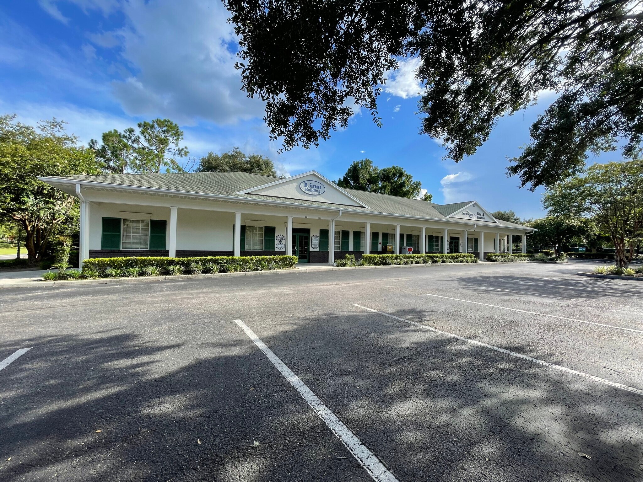 561 Fieldcrest Dr, The Villages, FL for Rent