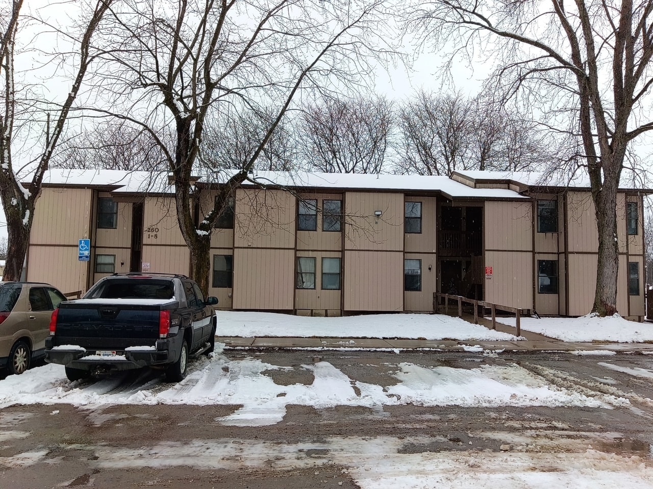 230-260 Corning St, Farwell, MI for Sale