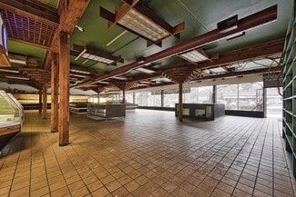 Huntington, NY Retail - 80 E Main St
