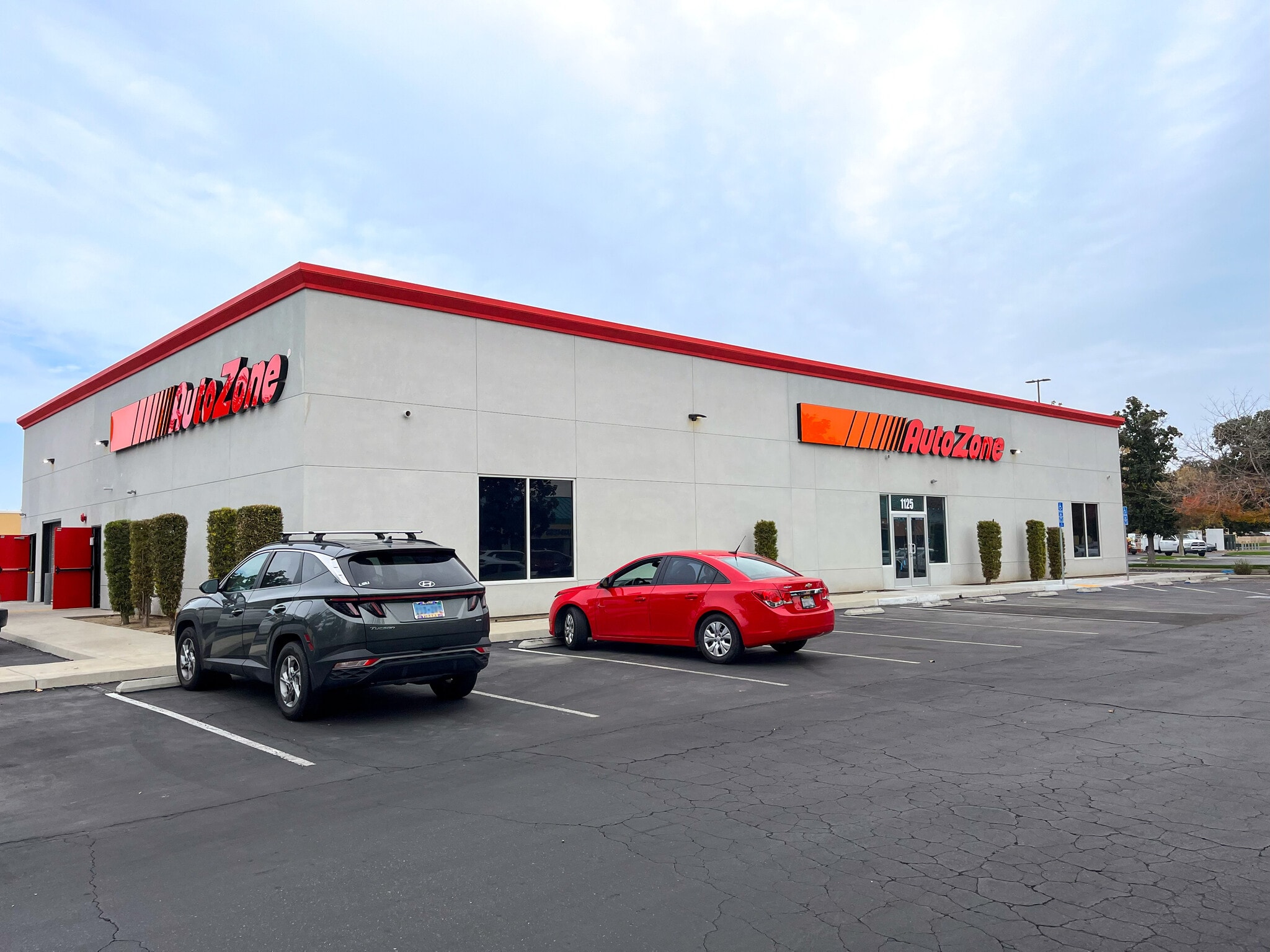 1125 Olive Dr, Bakersfield, CA for Sale